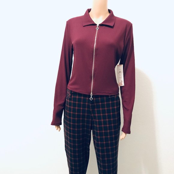 New AVA & EVE –Junior’s Tops - Picture 1 of 4